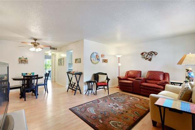 Building Photo - 9115 Tudor Dr