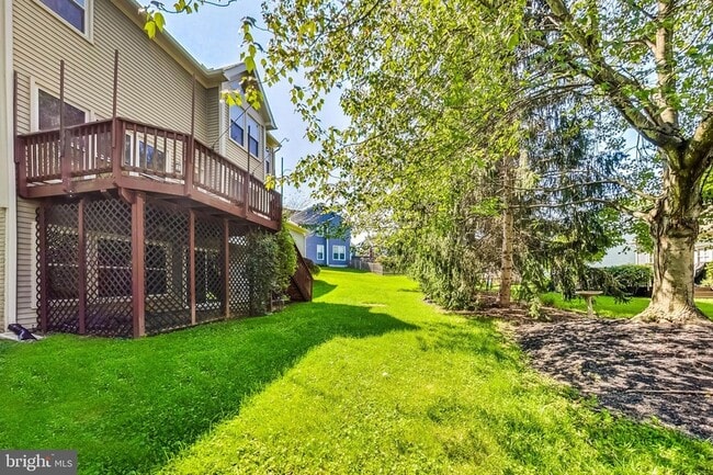 Building Photo - 6104 Cool Spring Terrace S