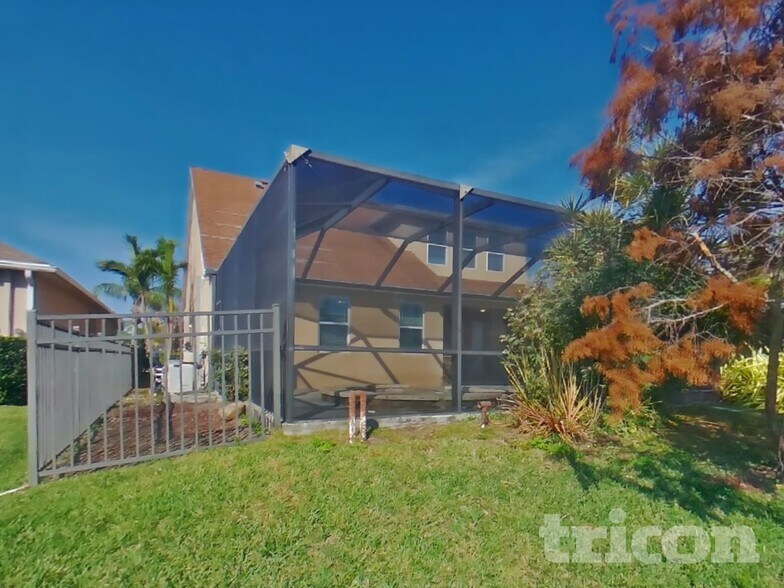 Building Photo - 4718 Garden Arbor Way