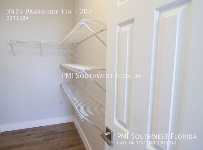 Building Photo - 3475 Parkridge Cir