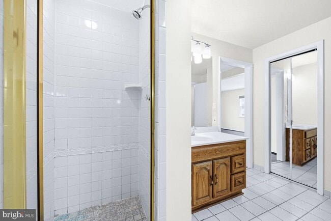 Building Photo - 8519 Locust Grove Dr