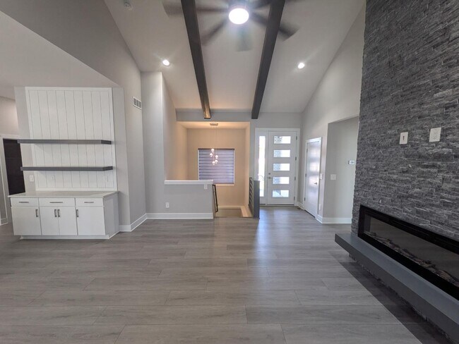 Building Photo - 1217 W Kimberlite Ct