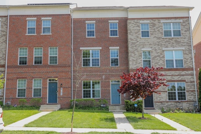 Building Photo - 6129 Hanlon St