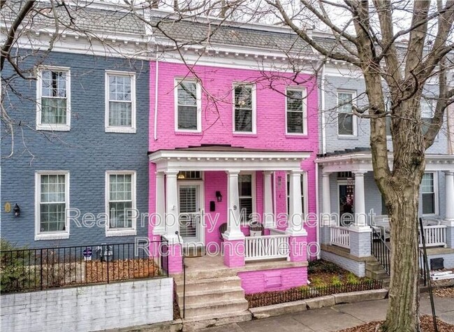 Primary Photo - 9 Strawberry St