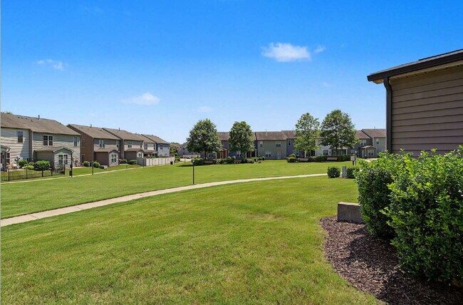 Building Photo - 3-Bed Townhome in Brier Creek
