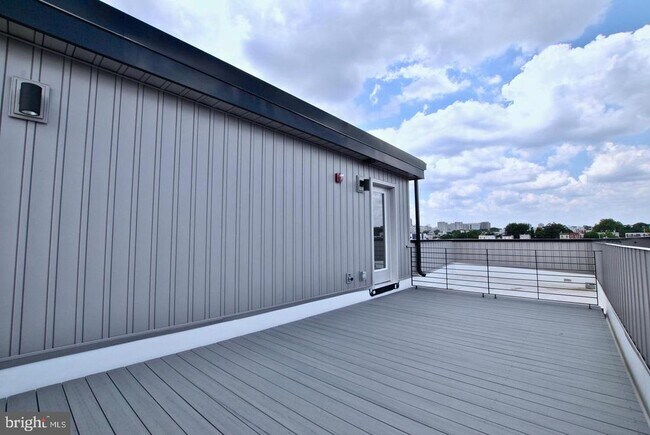 Building Photo - 2132 N 2nd St