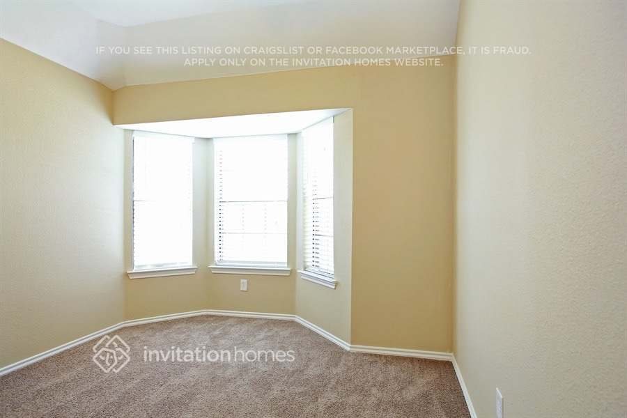 Building Photo - 8809 Clearlake Dr