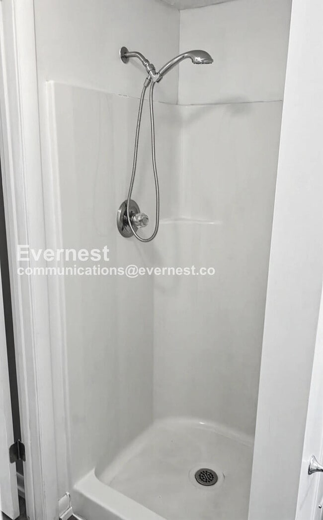 Building Photo - 13520 Shipley Rd