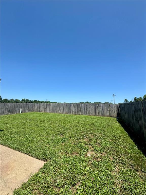 Building Photo - 340 Grant Springs Dr