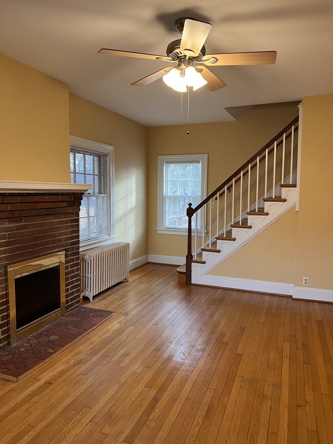 Building Photo - 3213 Condie St