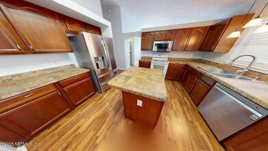 Building Photo - 12107 Livery Dr