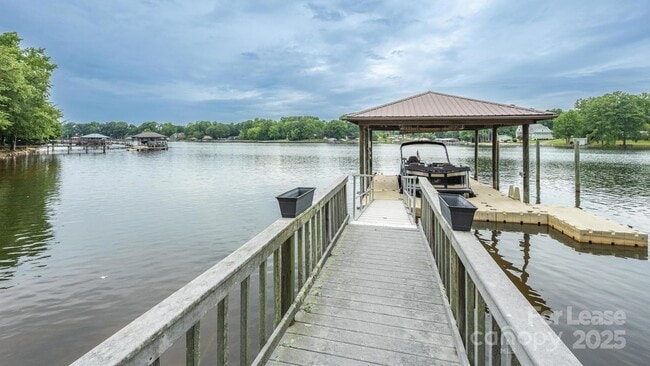 Building Photo - 112 Cedar Bluff Ln