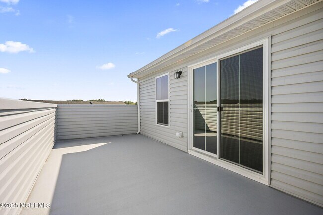 Building Photo - 20 Gramercy Dr