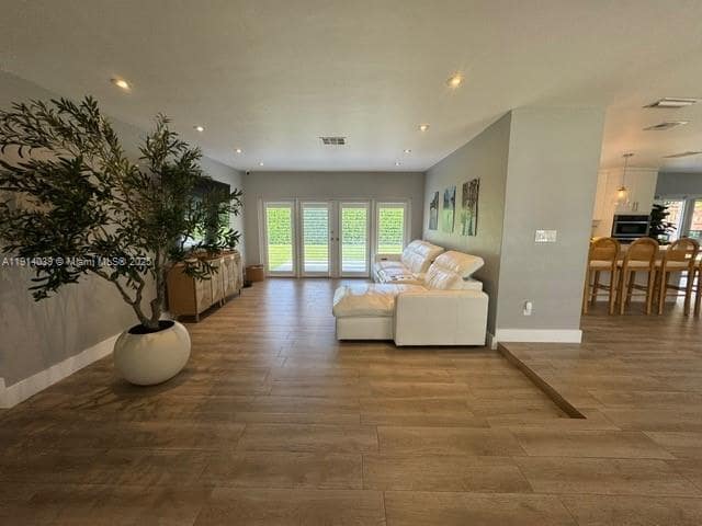 Building Photo - 12520 SW 107th Ave