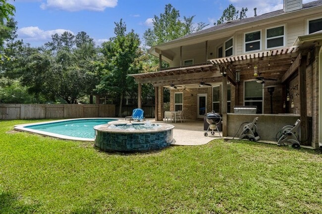 Building Photo - 11 Dahlia Trail Pl