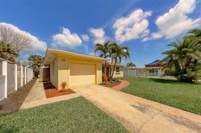 Building Photo - 315 82nd Ave