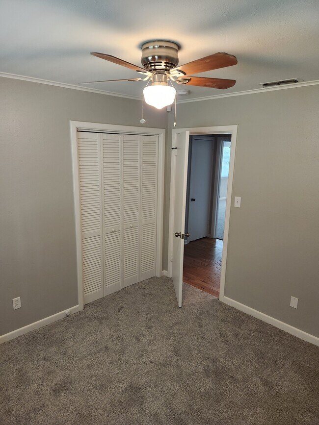 Building Photo - 3114 Tanglewood Dr