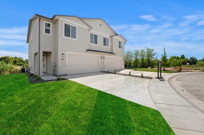 Building Photo - 305 N 18th St