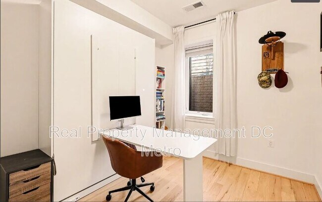 Building Photo - 811 Upshur St NW