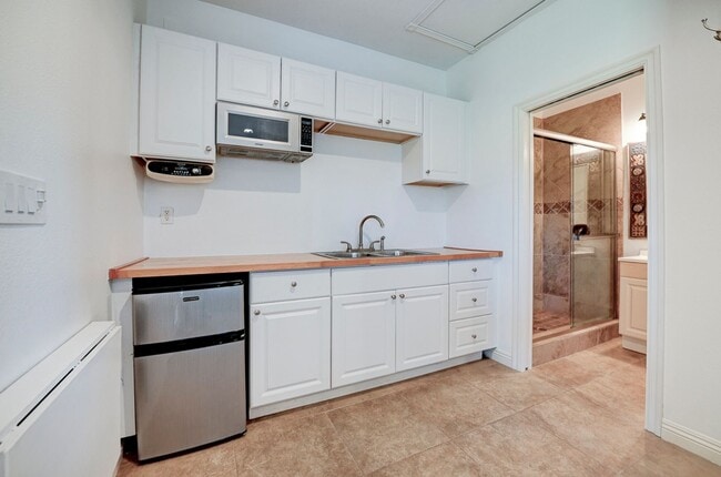 Building Photo - Amazing LARGE home in Ladera Ranch!