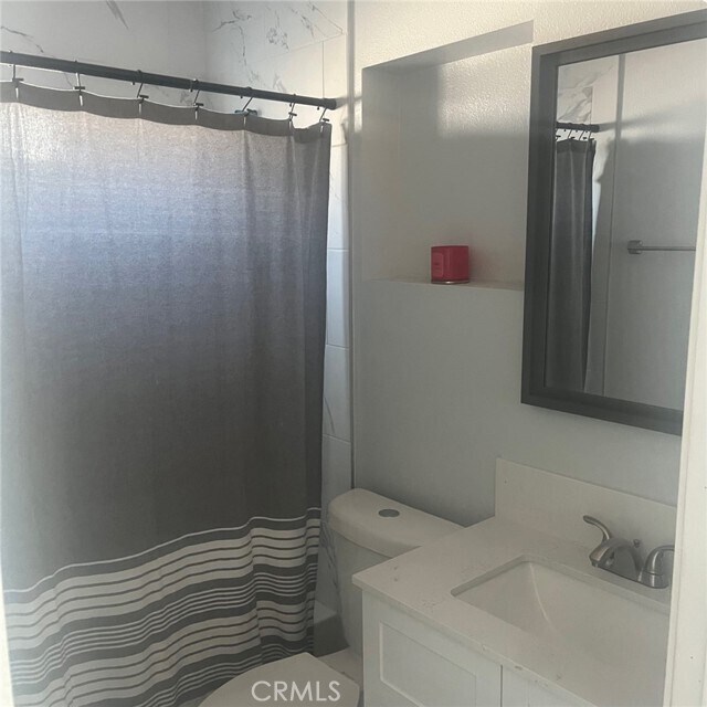 Building Photo - 7239 Sterling Ave