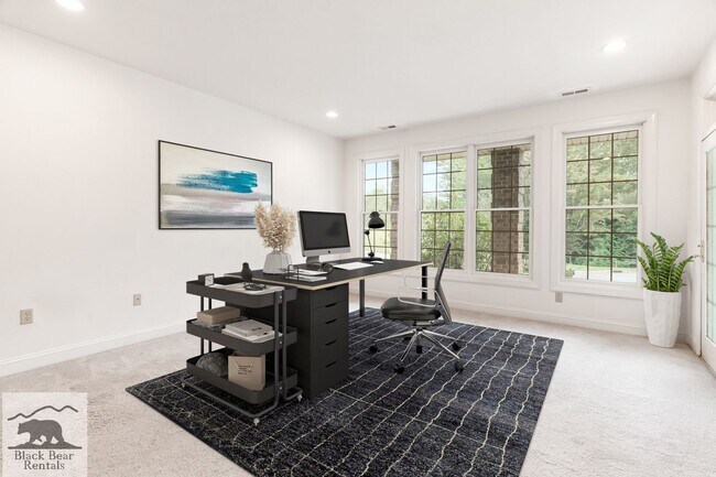 Building Photo - South AVL - Grand Residence in The Cotswol...