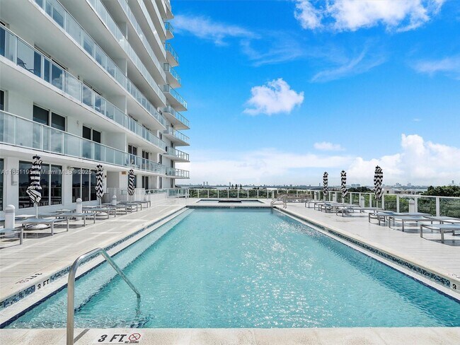Building Photo - 4250 Biscayne Blvd