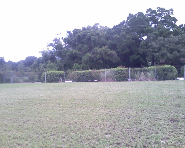 Building Photo - 867 Lake Jackson Cir