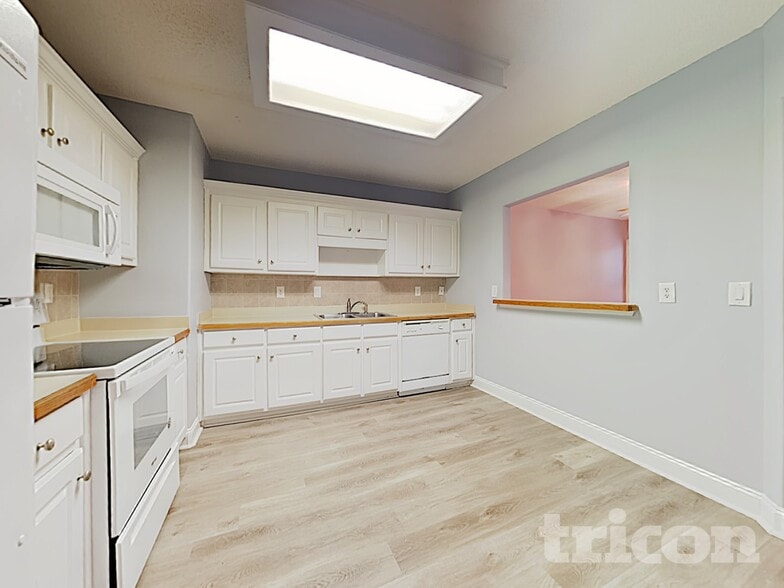 Building Photo - 3236 Glenloch Pl