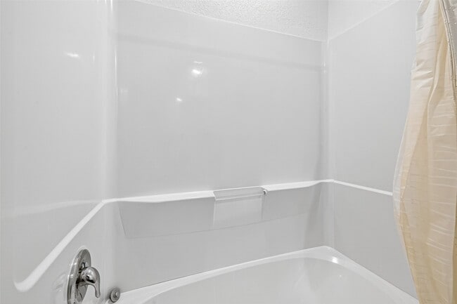 Building Photo - 7719 Cedar Birch Dr