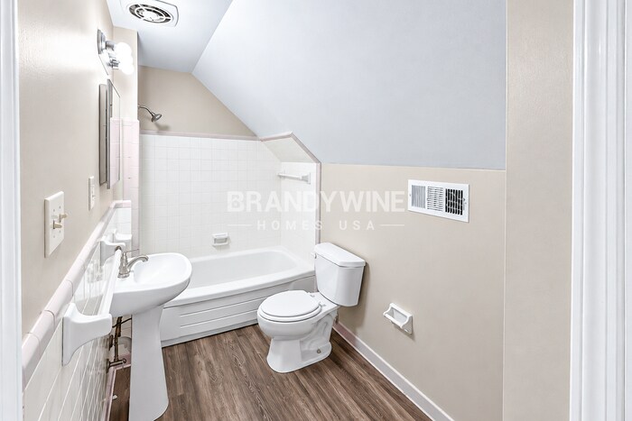 Building Photo - 3573 Monessen Dr