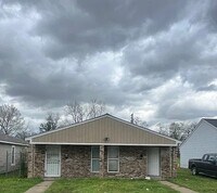 Building Photo - 308 Gannt St