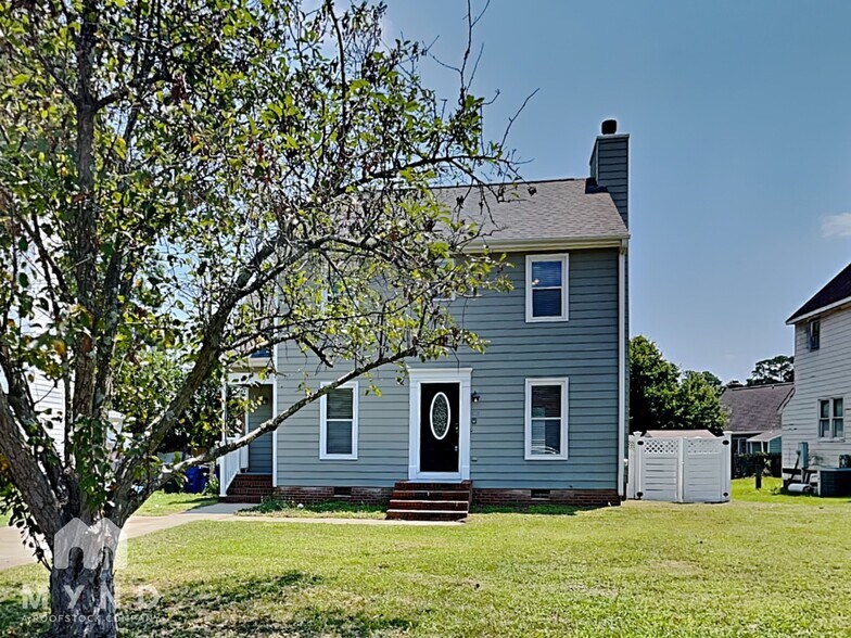 Primary Photo - 4012 Iron Horse Rd