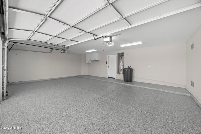 Building Photo - 16861 N 106th Way