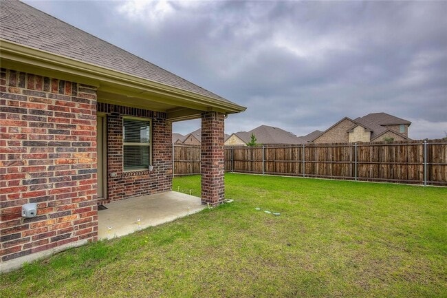 Building Photo - 203 Gatecrest Dr