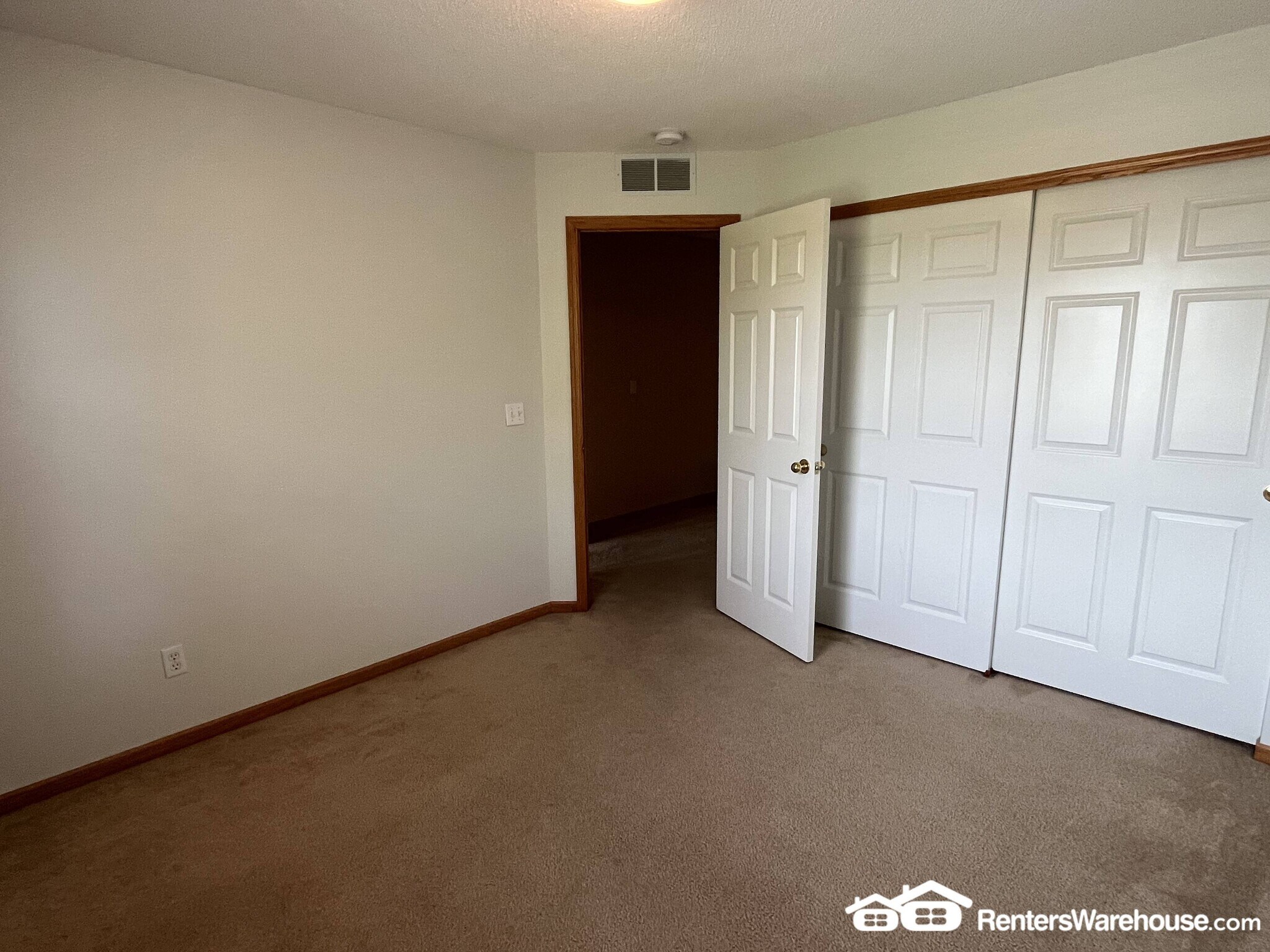Building Photo - 17058 Embers Ave