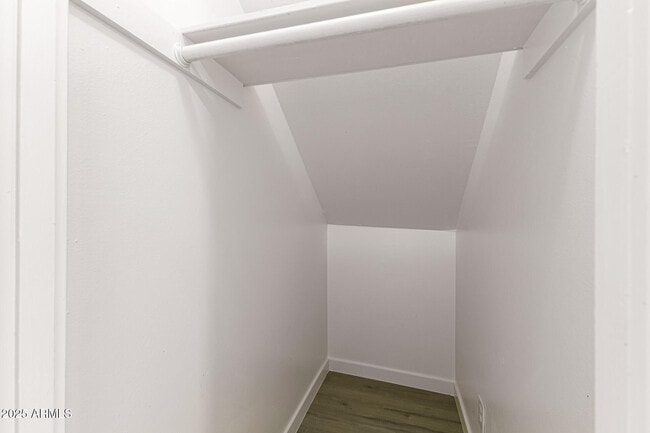 Building Photo - 7126 N 19th Ave