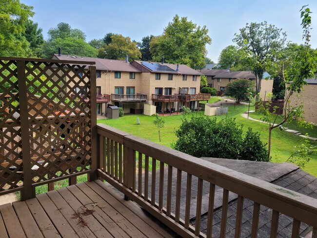 Building Photo - 9258 Red Cart Ct