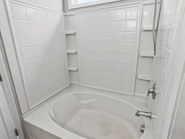Building Photo - 3457 Kernstown Dr