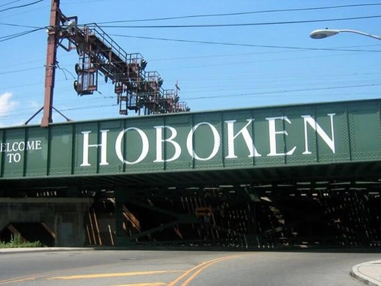 Building Photo - 116 Garden St