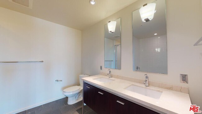 Building Photo - 1155 S Grand Ave