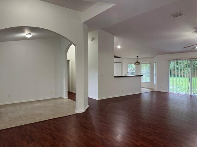 Building Photo - 3542 SW Margela St