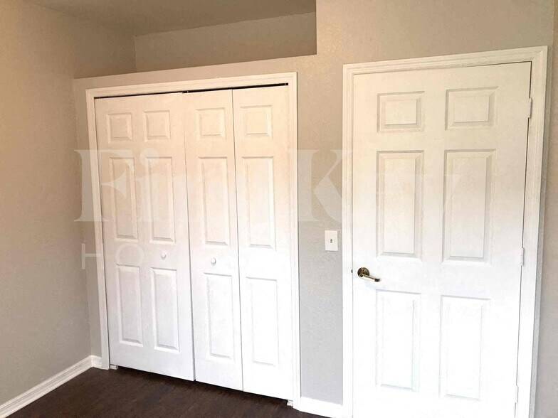 Building Photo - 4743 Luther Ave