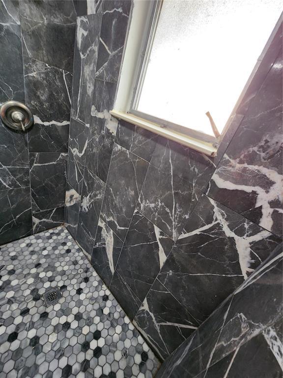 Building Photo - 3409 NE 22nd Ct