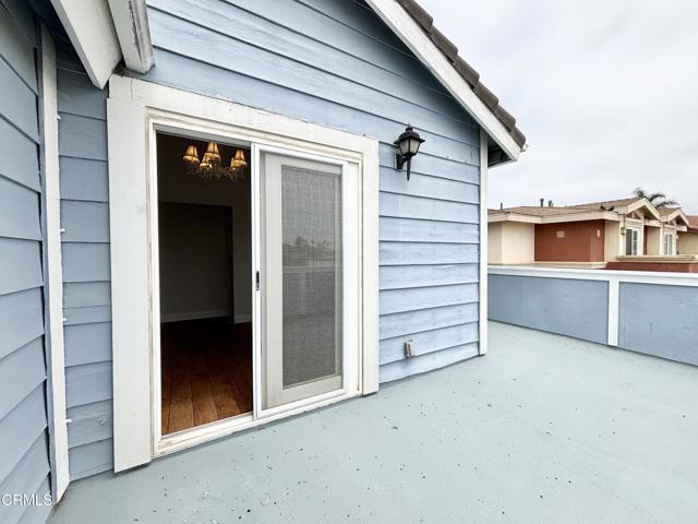 Building Photo - 864 Dunes St