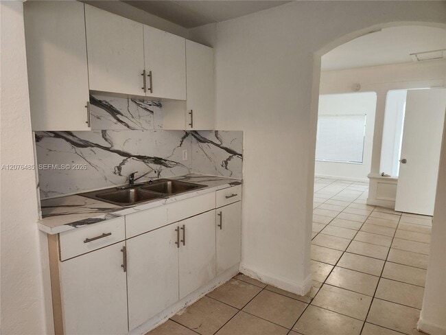 Building Photo - 2129 NW 44th St