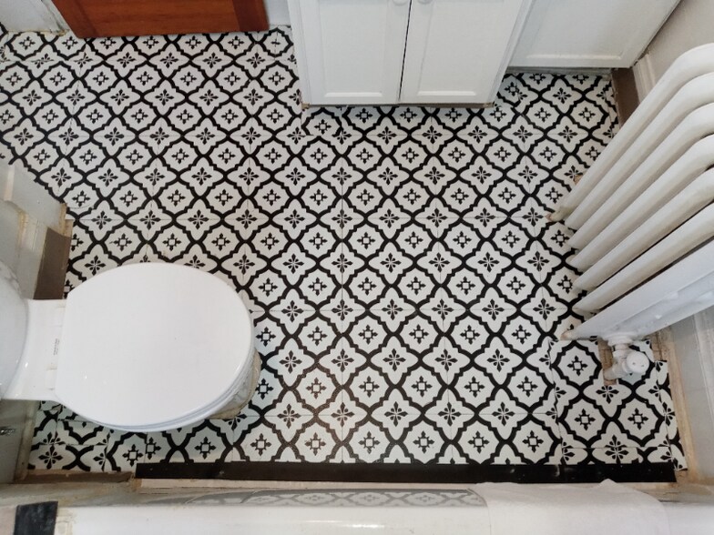 Building Photo - 1210 Erie St