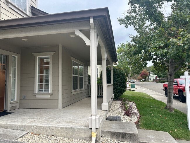 Building Photo - 1708 Spur Ridge Ln