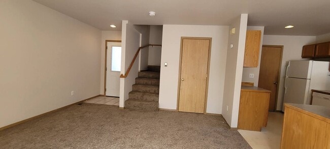 Building Photo - 2814 Queen St