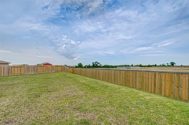 Building Photo - 12105 Seacrest Ln
